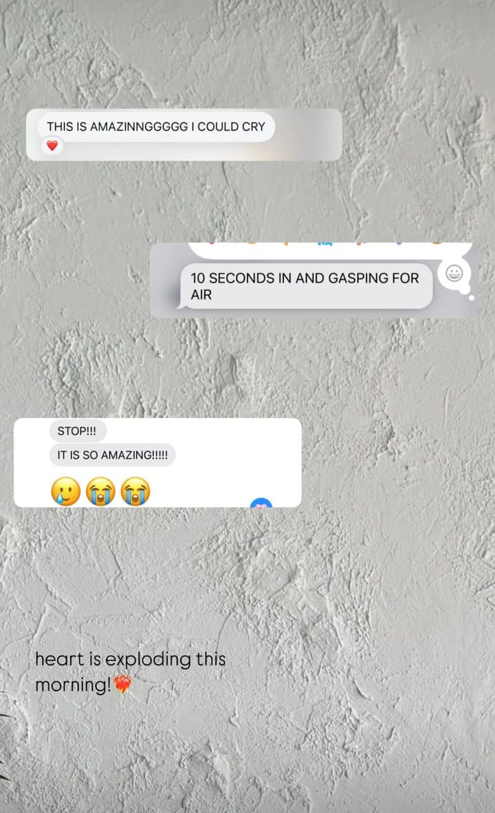 Messages reading THIS IS AMAZINNGGGGG I COULD CRY, 10 SECONDS IN AND GASPING FOR AIR, STOP!!! IT IS SO AMAZING!!!!!